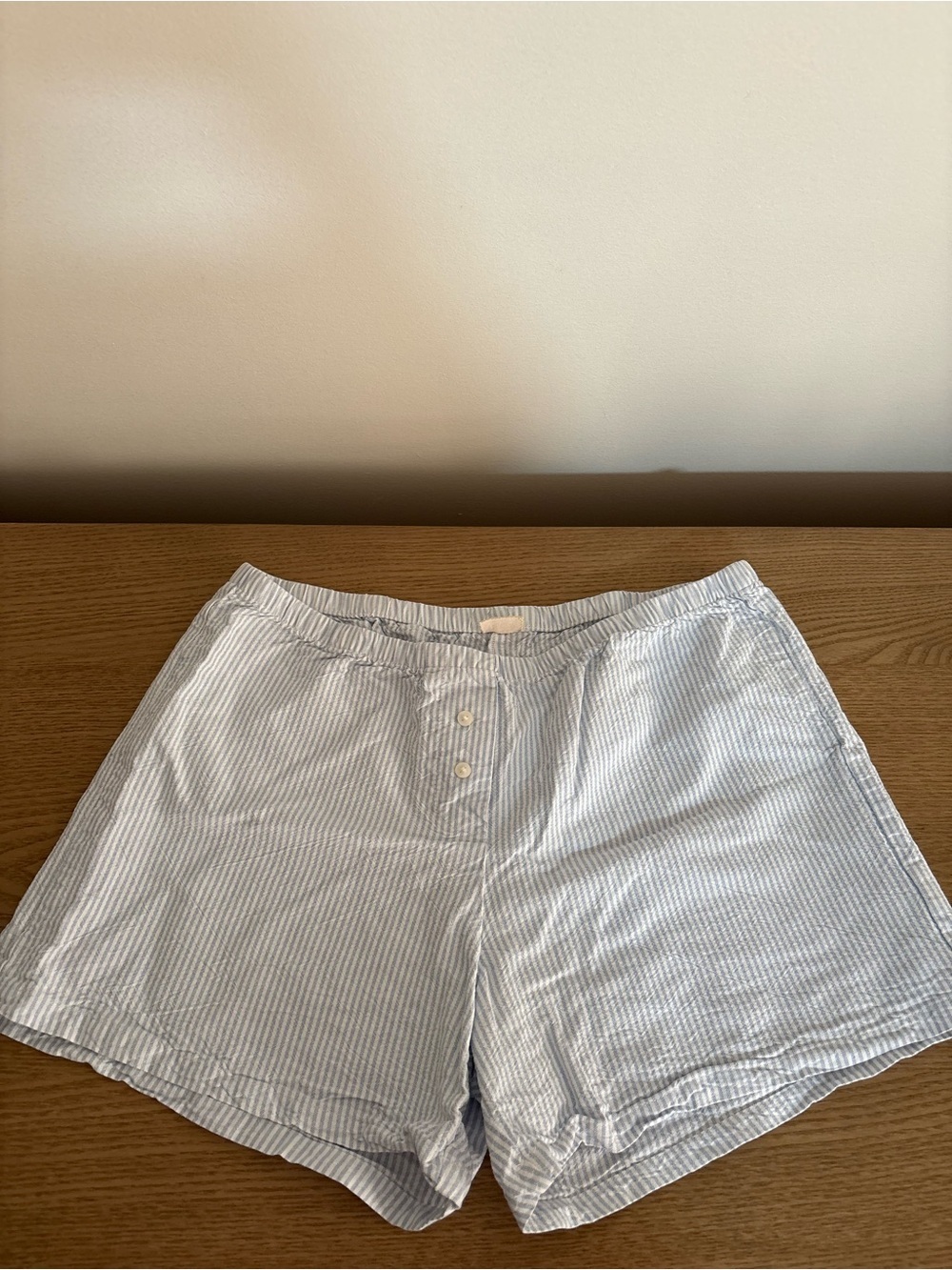 Brandy Melville White & Blue Striped Boxer Shorts - Picture 3 of 7